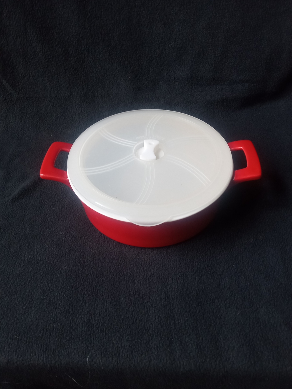 CASSEROLE STONEWARE RED WOLFGANG PUCK Microwave Plastic Storage Lid 7" Round 1Qt